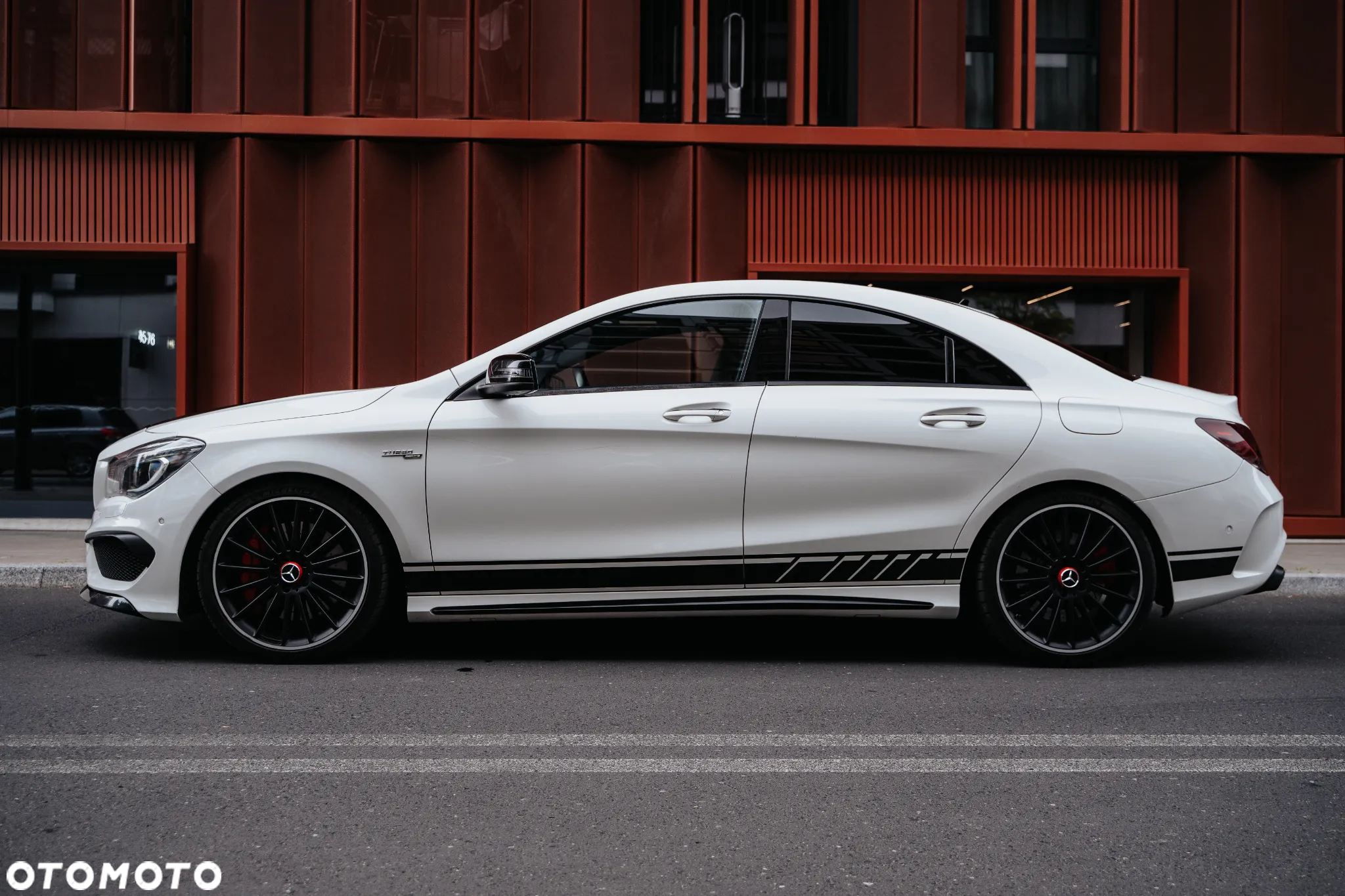 Mercedes-Benz CLA 45 AMG 4-Matic - 11