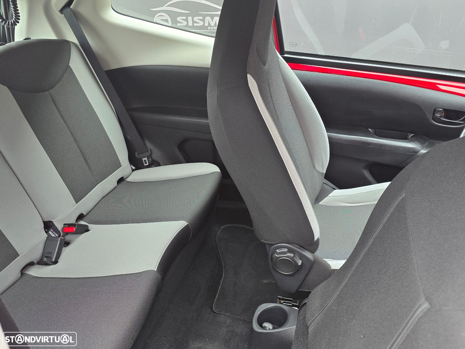 Toyota Aygo - 11