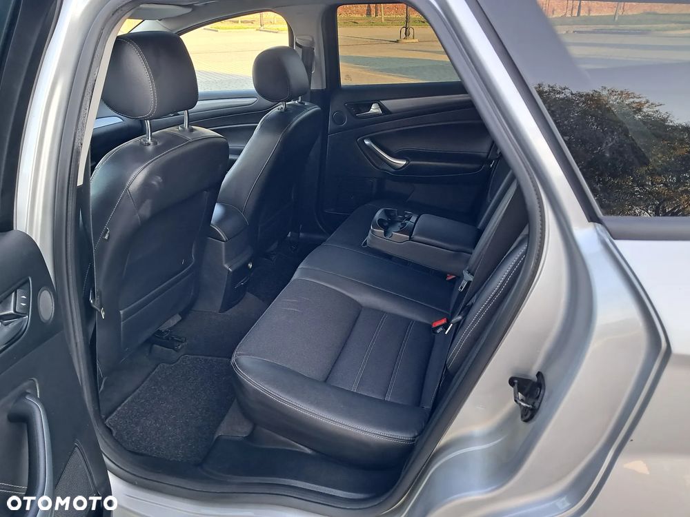 Ford Mondeo 2.0 TDCi Titanium - 22