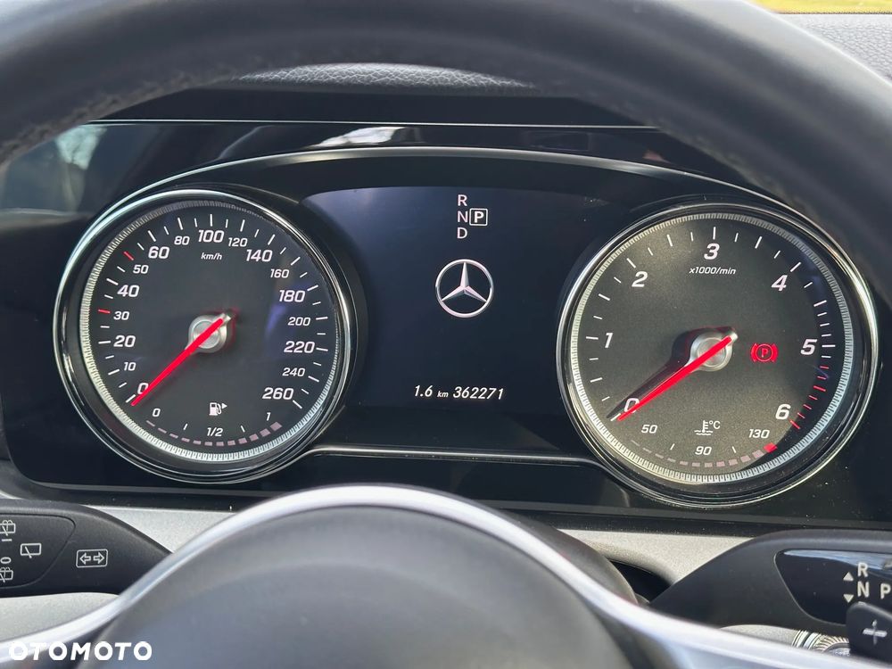 Mercedes-Benz Klasa E 200 d 9G-TRONIC - 21