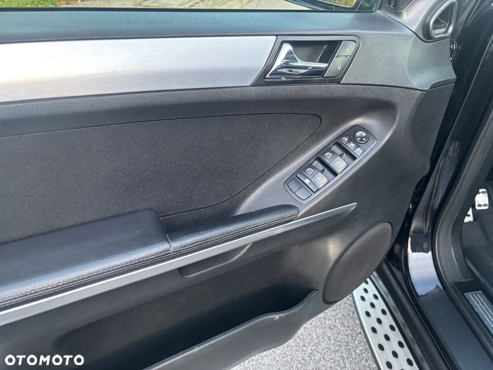 Mercedes-Benz ML 320 CDI 4-Matic - 22