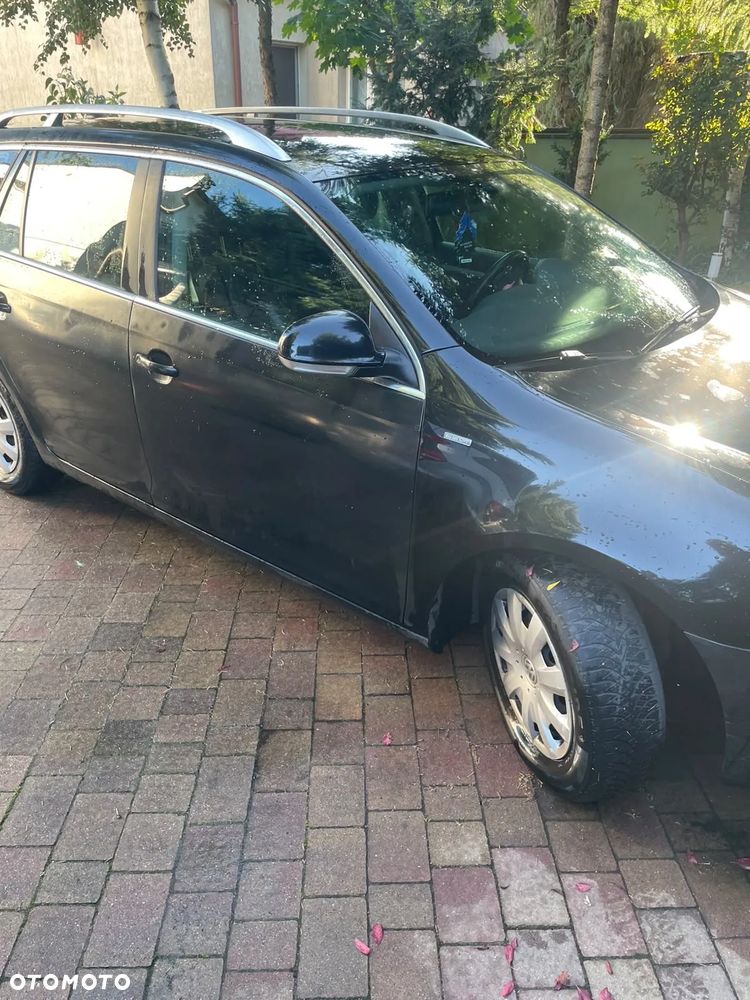 Volkswagen Golf - 5