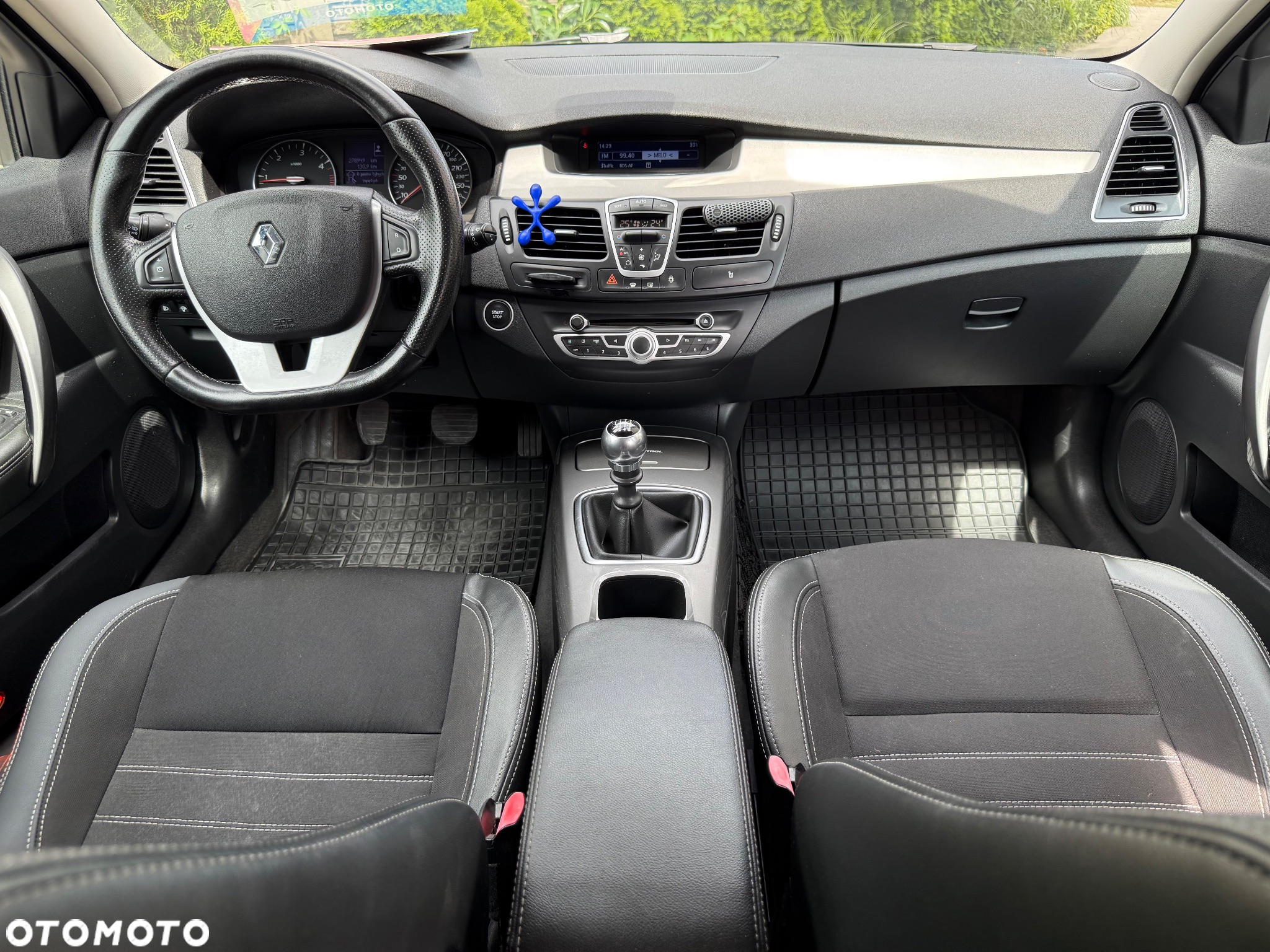 Renault Laguna 2.0 dCi Initiale - 18