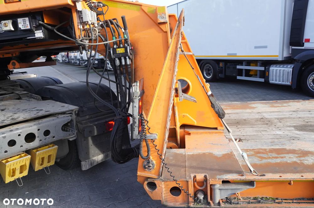 Broshuis 3ABD-48 61.0t / 40 ton ładowności / 3 osie skrętne / zawieszenie hydrauliczne - 19