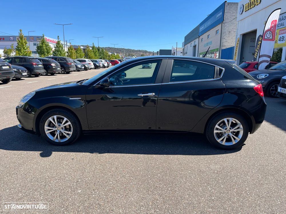 Alfa Romeo Giulietta 1.6 JTDm Distinctive - 2