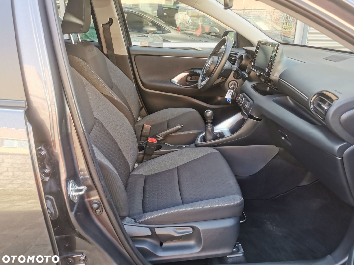 Toyota Yaris - 6
