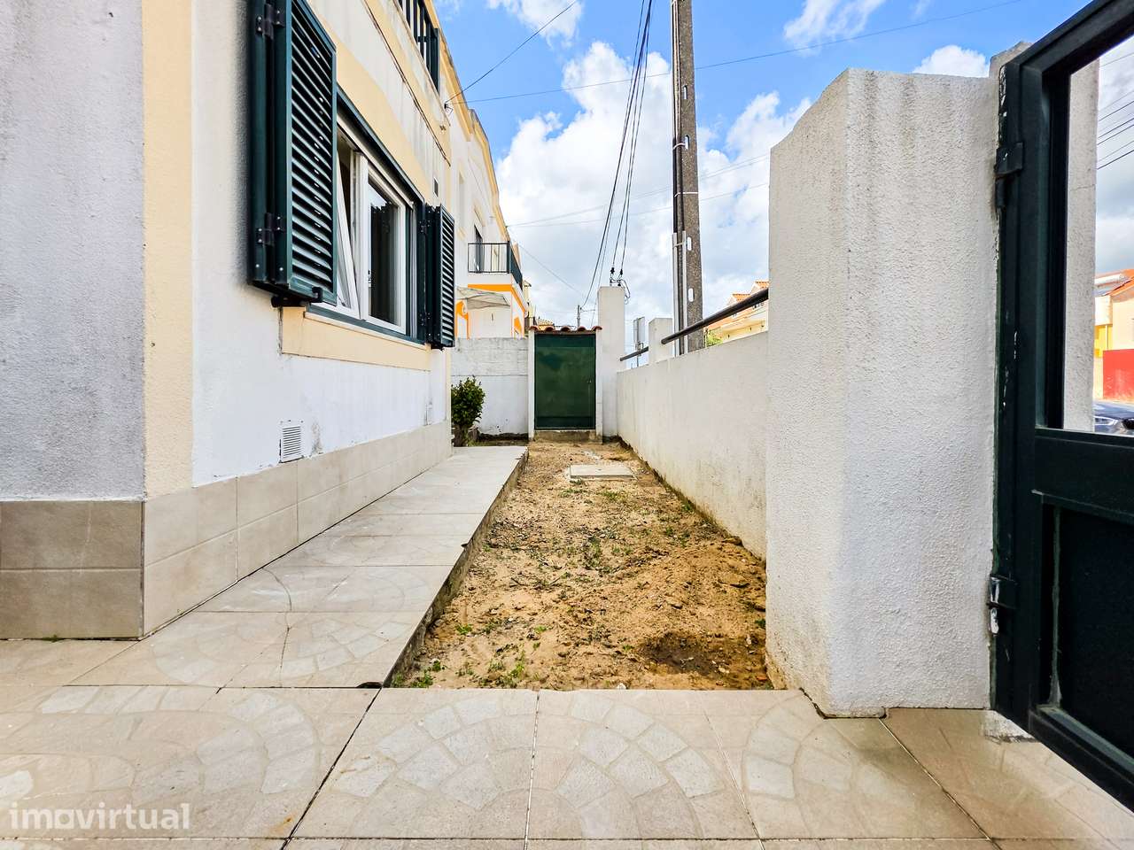 Andar de moradia térreo com jardim na Quinta do Conde - Grande imagem: 4/37