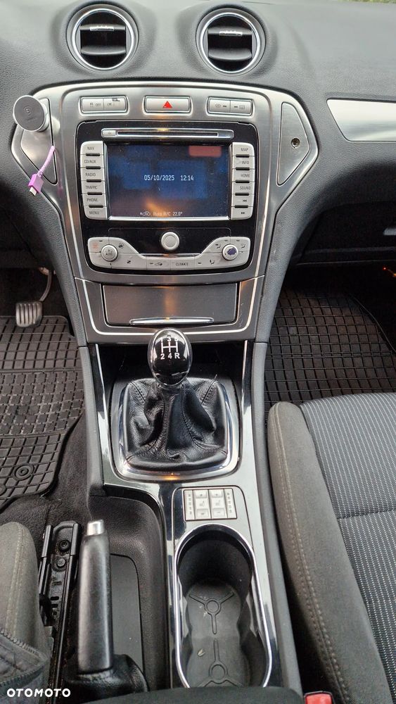 Ford Mondeo 2.0 Titanium - 21