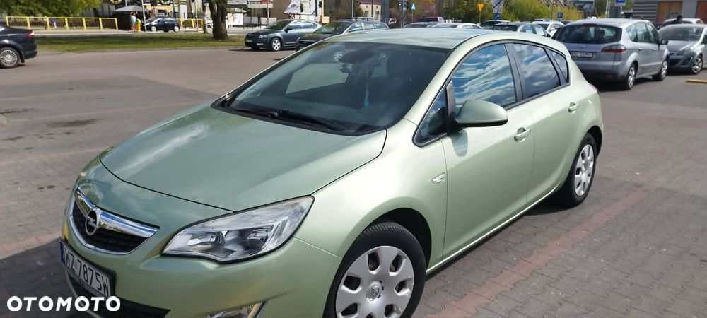 Opel Astra 1.6 Cosmo - 7