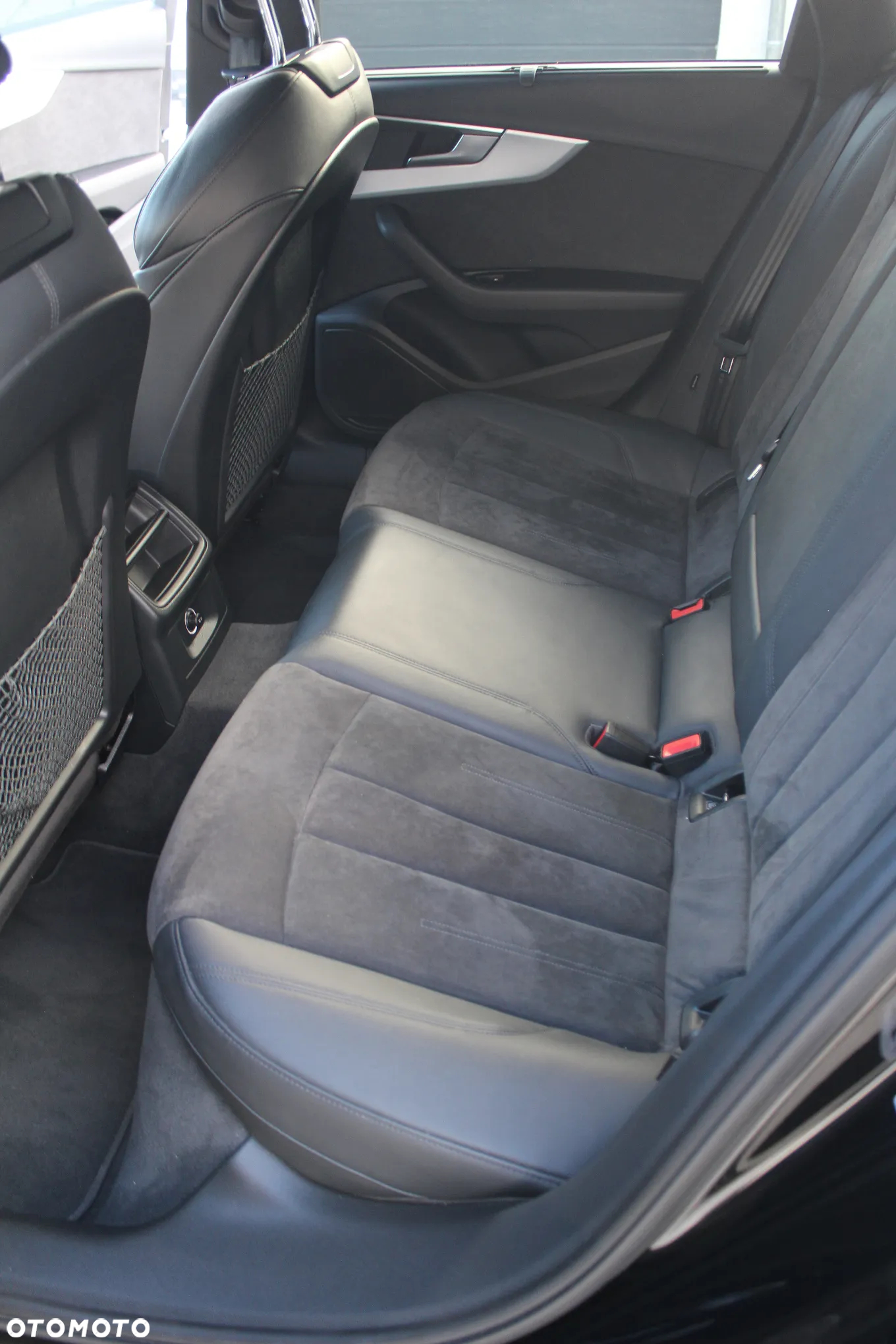 Audi A4 40 TDI Advanced S tronic - 14