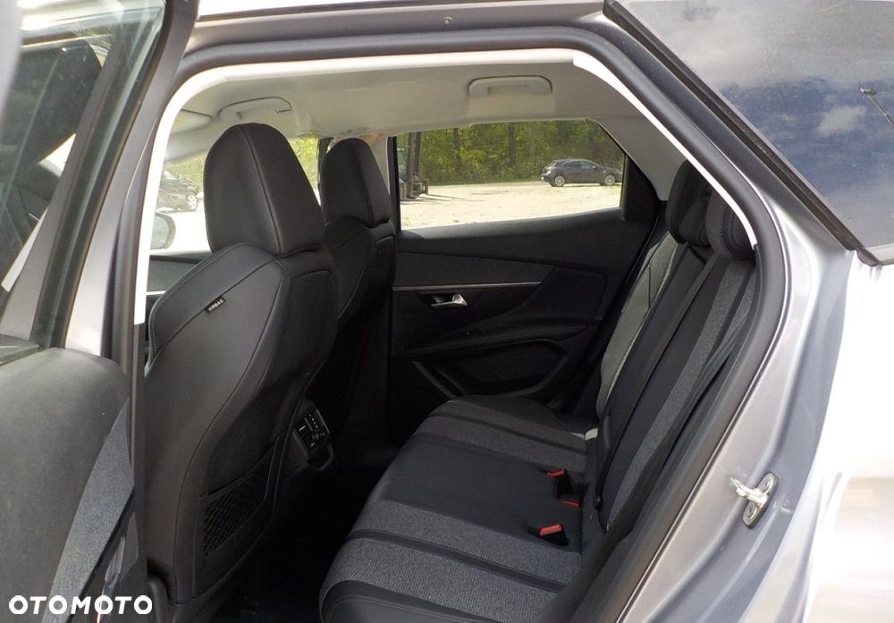Peugeot 3008 - 23