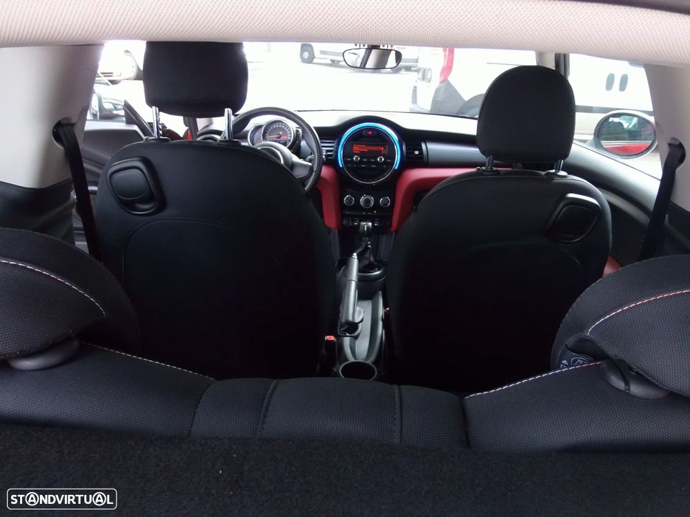 MINI 3 Portas One D - 33