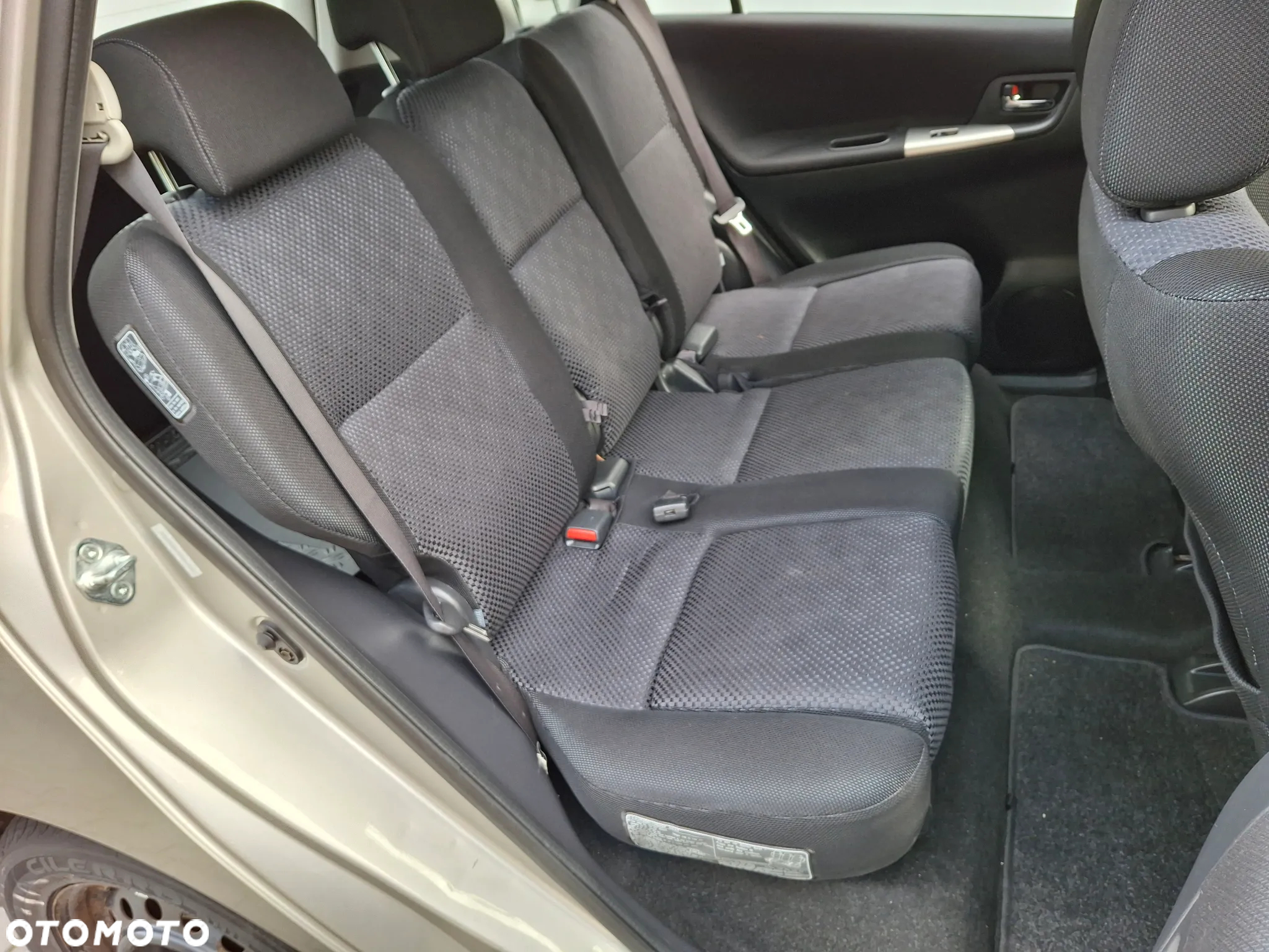 Toyota Corolla Verso 2.0 D-4D Sol - 20