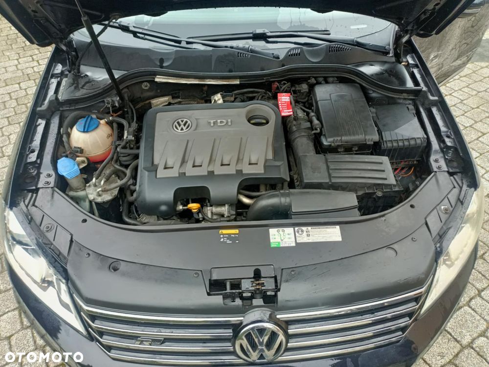 Volkswagen Passat Variant 2.0 TDI Comfortline R-Style DSG - 20
