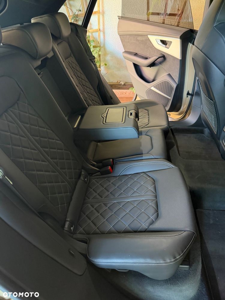 Audi Q8 60 TFSI e PHEV Quattro Tiptronic - 35
