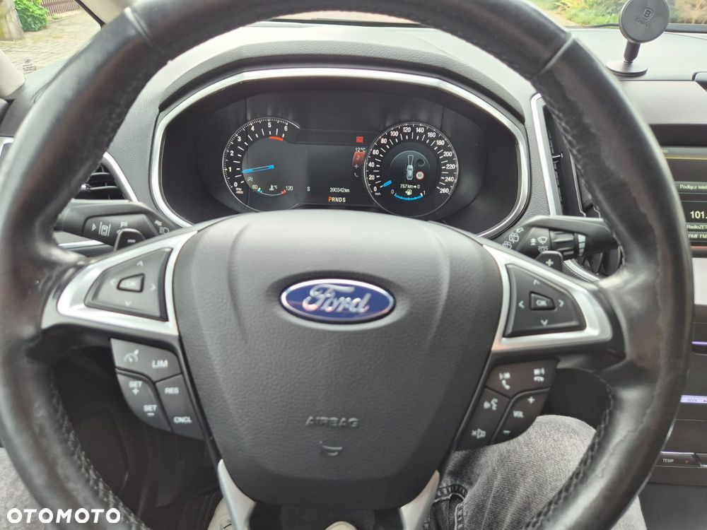Ford S-Max 2.0 TDCi Titanium PowerShift - 9