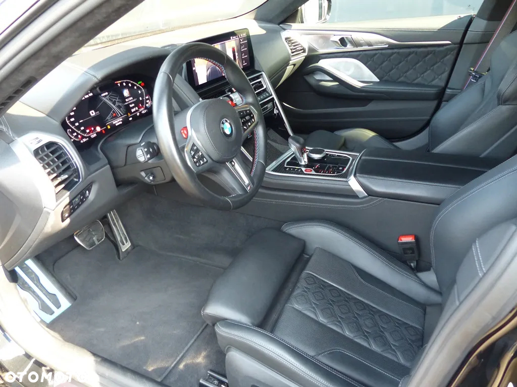 BMW M8 Competition - 11