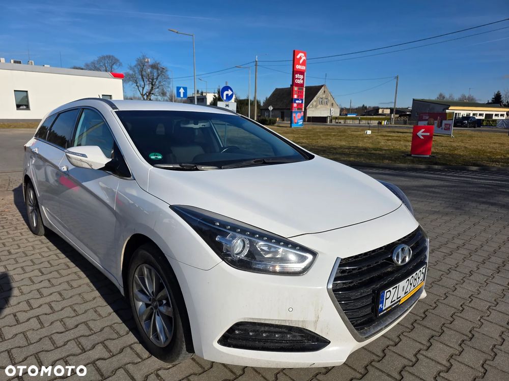 Hyundai i40 Kombi 1.7 CRDi Trend - 1