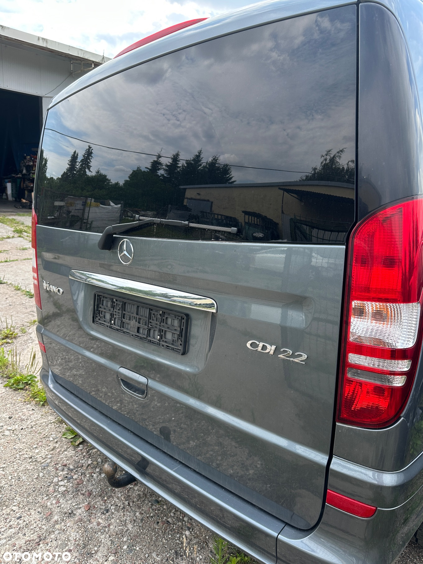 MERCEDES vito viano lift 639 klapa szara 7368 ocynk szyba tył tylna  zamek listwa  mechanizm wycieraczki - 2