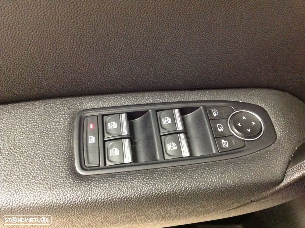 Renault Captur 1.0 TCe Exclusive - 18