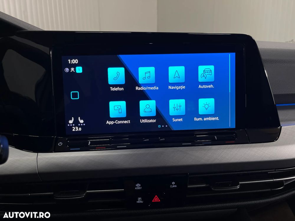 Volkswagen Golf 1.0 eTSI DSG MHEV Life - 21