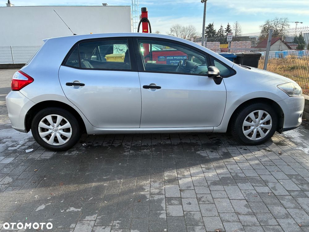 Toyota Auris - 26