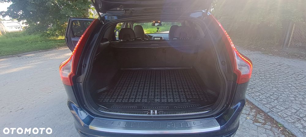 Volvo XC 60 D3 Base - 22