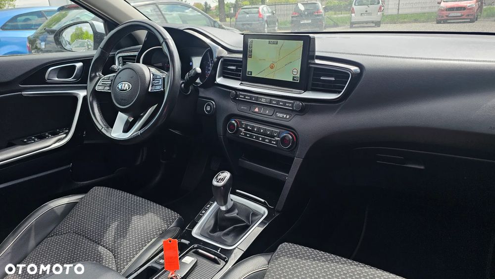 Kia Ceed 1.6 CRDi Spirit - 12