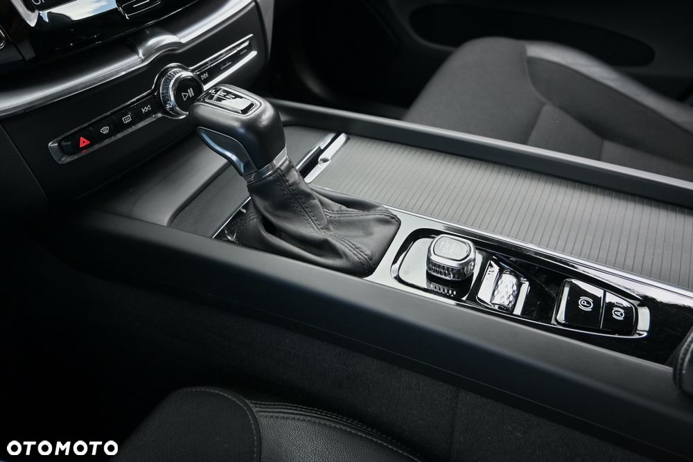 Volvo XC 60 D4 Geartronic Momentum - 15