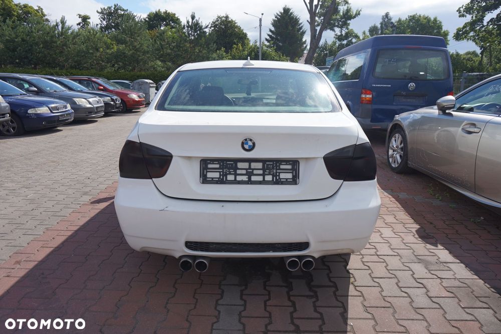 BMW 3 E90 SEDAN 2005 A34 2.0 16V N46B20B 150KM GS6-17BG BIAŁY na części - 4
