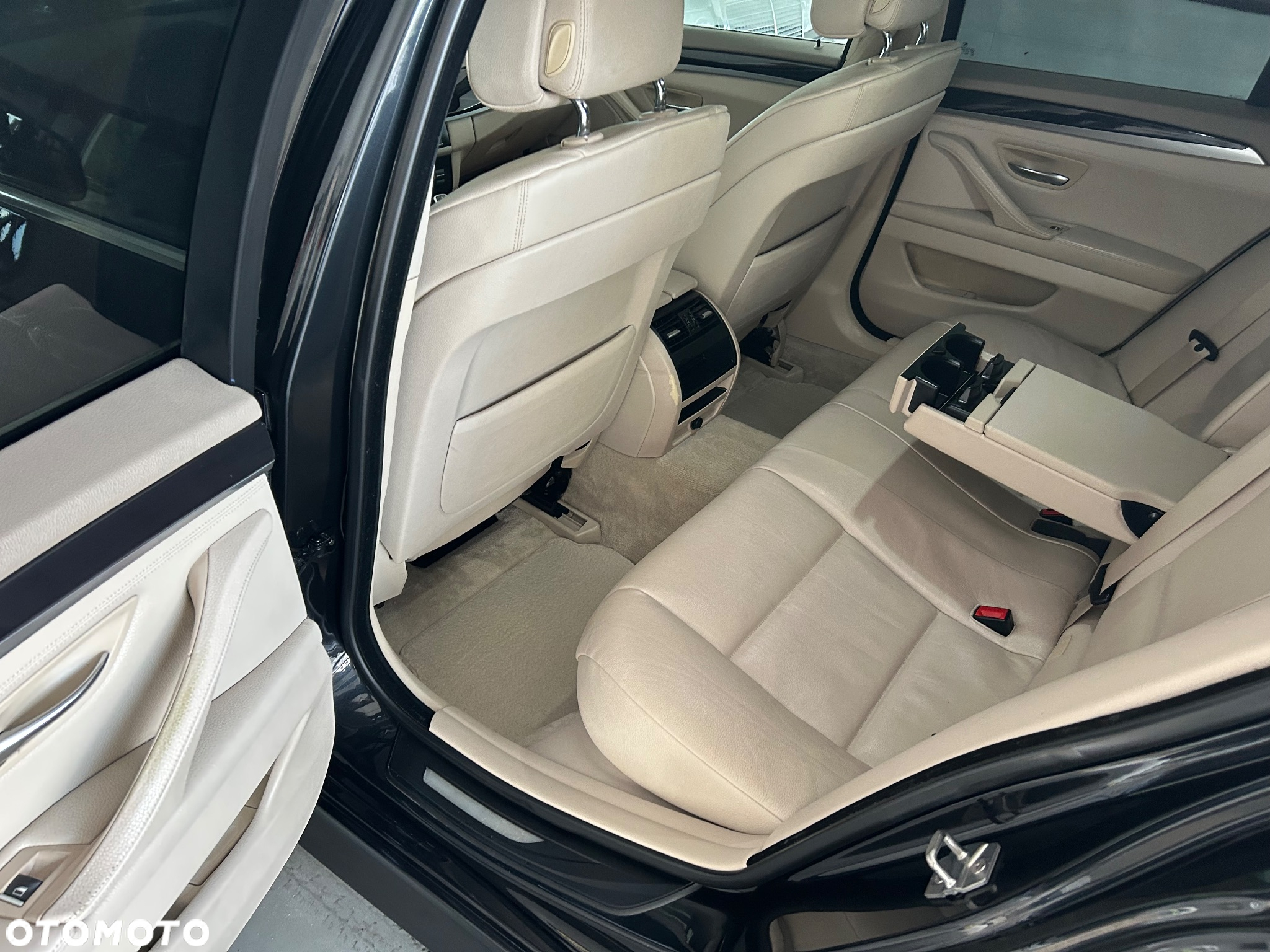 BMW Seria 5 520d Touring Edition Fleet Sport - 19