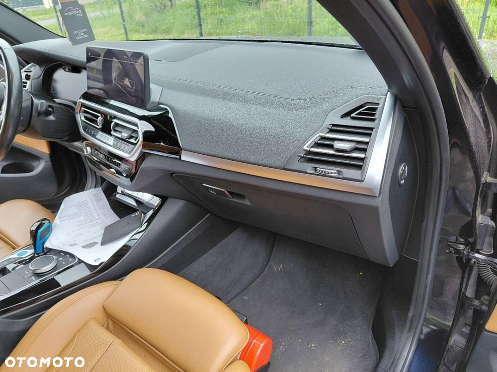 BMW iX3 80kWh Inspiring - 9