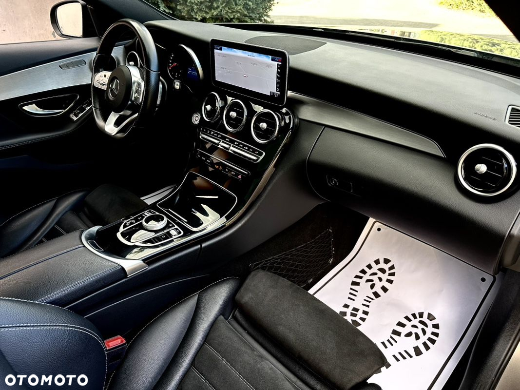 Mercedes-Benz Klasa C 180 T 9G-TRONIC AMG Line - 28