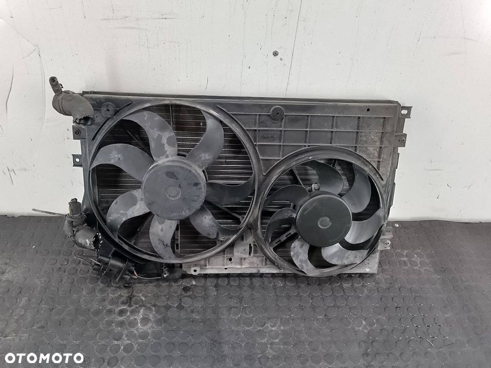 CHŁODNICA WODY Z WENTYLATOREM VW PASSAT B6 1K0121207T  1K0121253AA 1.9 TDI - 1
