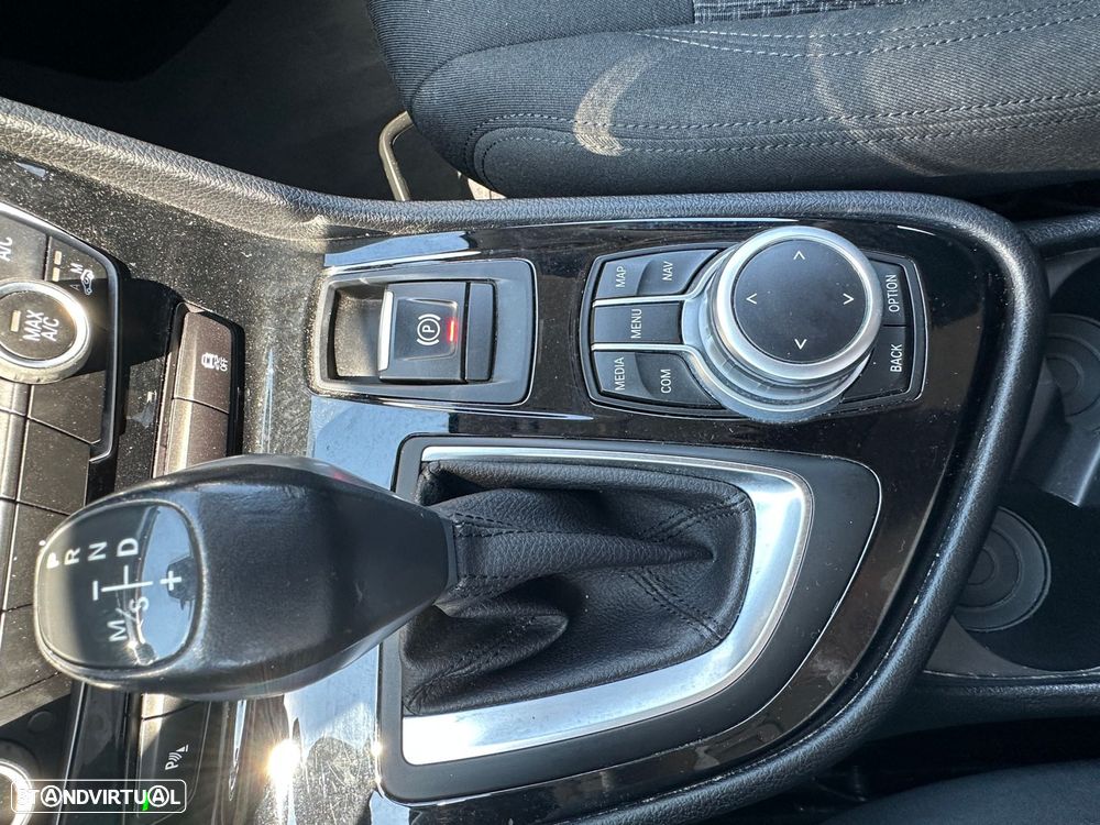 BMW 225xe Active Tourer Advantage - 22