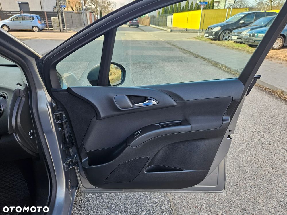 Opel Meriva 1.4 Essentia - 13