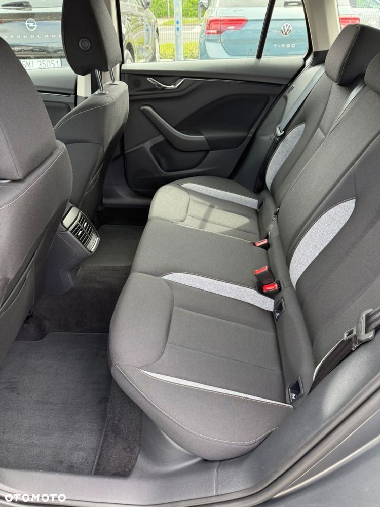 Skoda Scala 1.0 TSI Selection DSG - 27