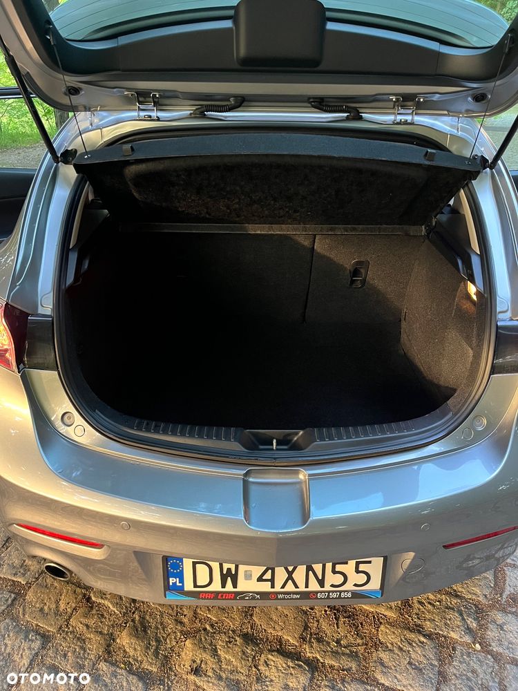 Mazda 3 1.6 Exclusive + - 11