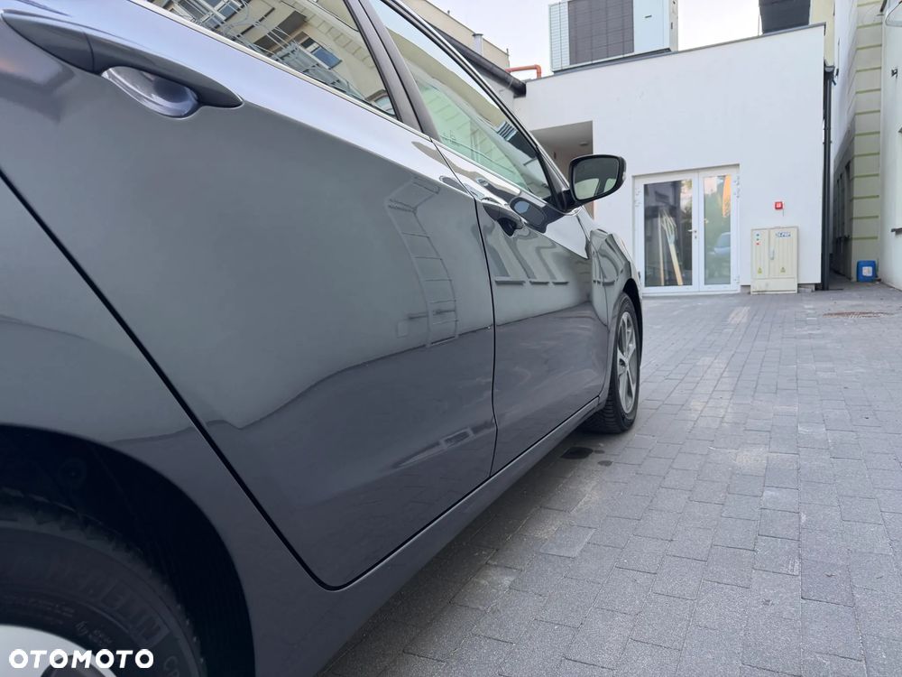 Hyundai i30 1.6 Fifa World Cup Edition - 27