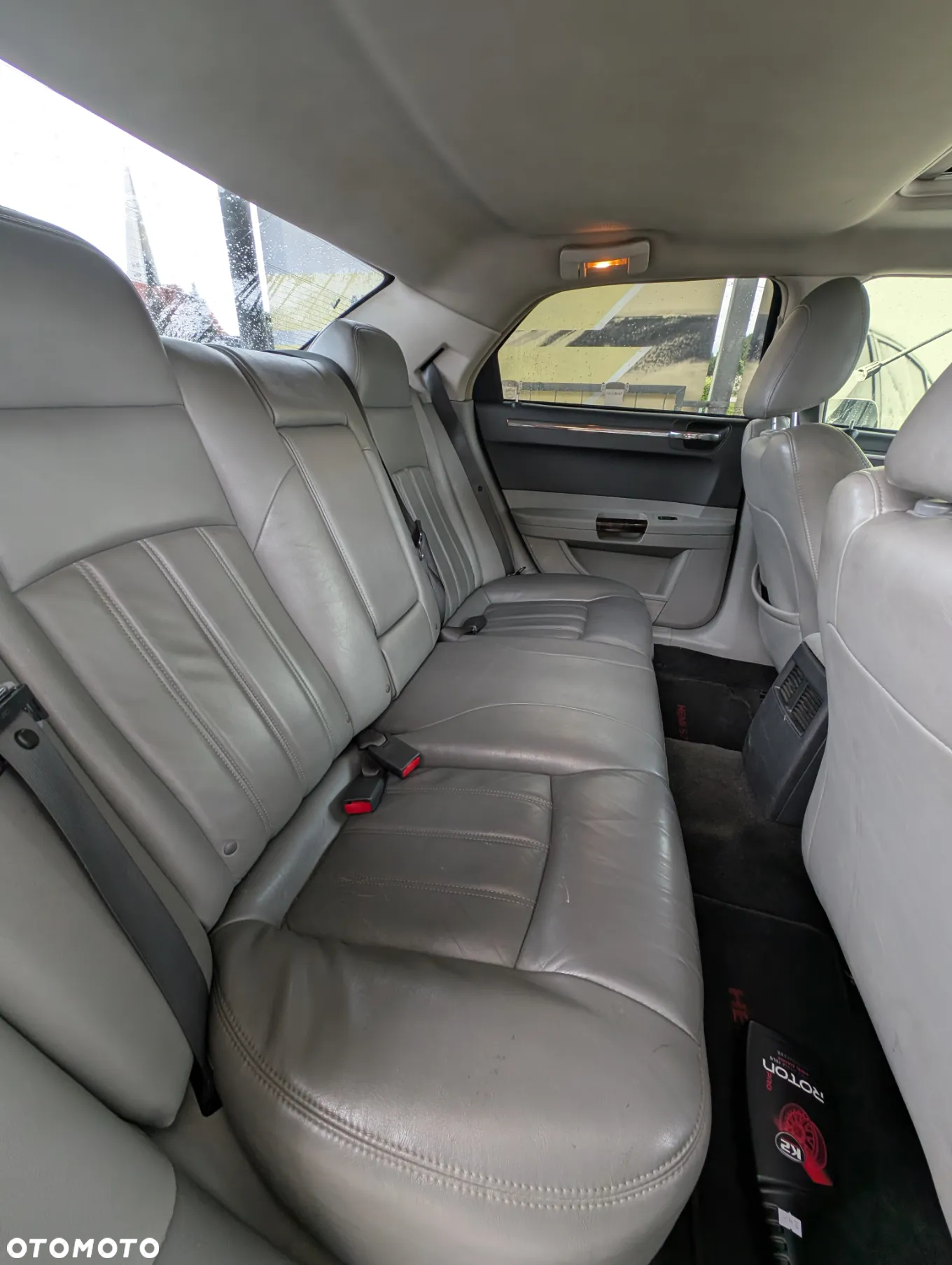 Chrysler 300C 5.7 V8 Hemi AWD - 15