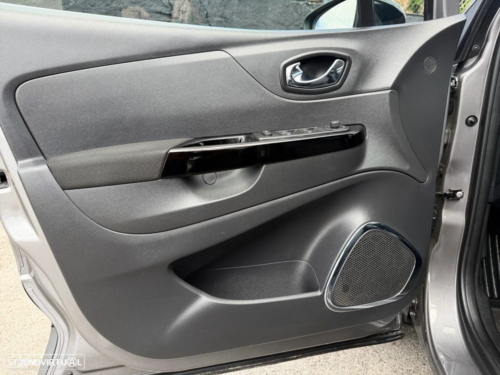 Renault Captur 1.5 dCi Exclusive - 10