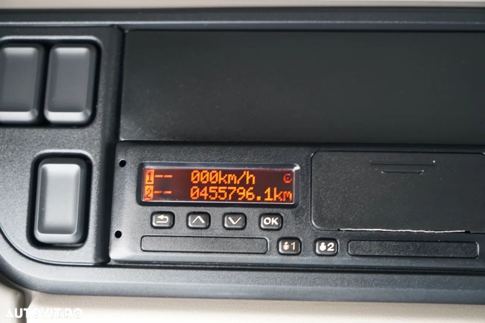 DAF XF 480 / CUPLAJ TANDEM / SSC / MEGA / PUNȚĂ RIDICATĂ / I-PARK COOL / ȘINGURI PENTRU STICLE / REMORCA WECON - 7,70 M / - 37