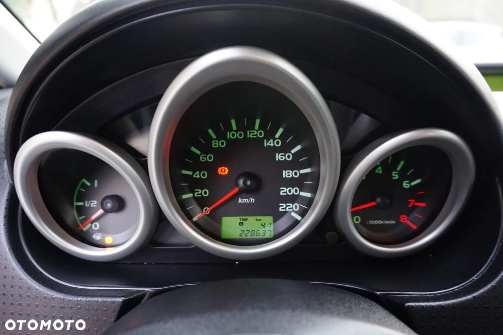 Mitsubishi Colt - 30