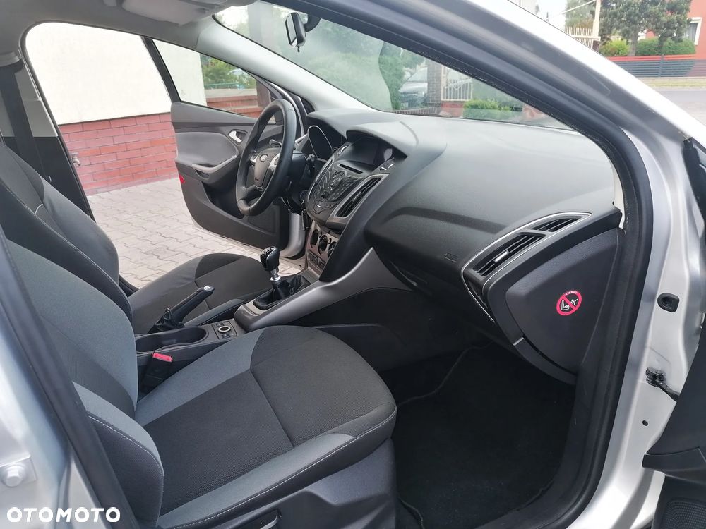 Ford Focus - 17