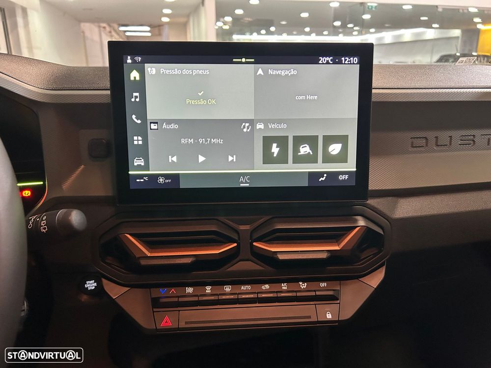 Dacia Duster 1.6 Hybrid Extreme - 24