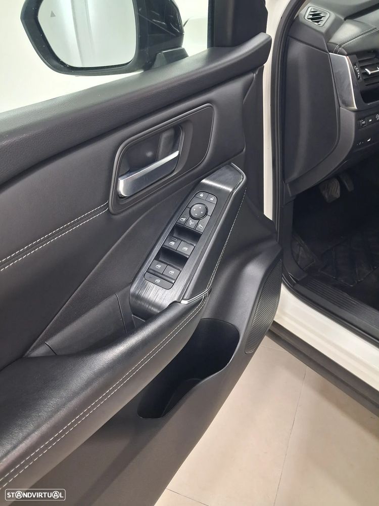 Nissan Qashqai 1.3 DIG-T N-Connecta LED Xtronic - 11