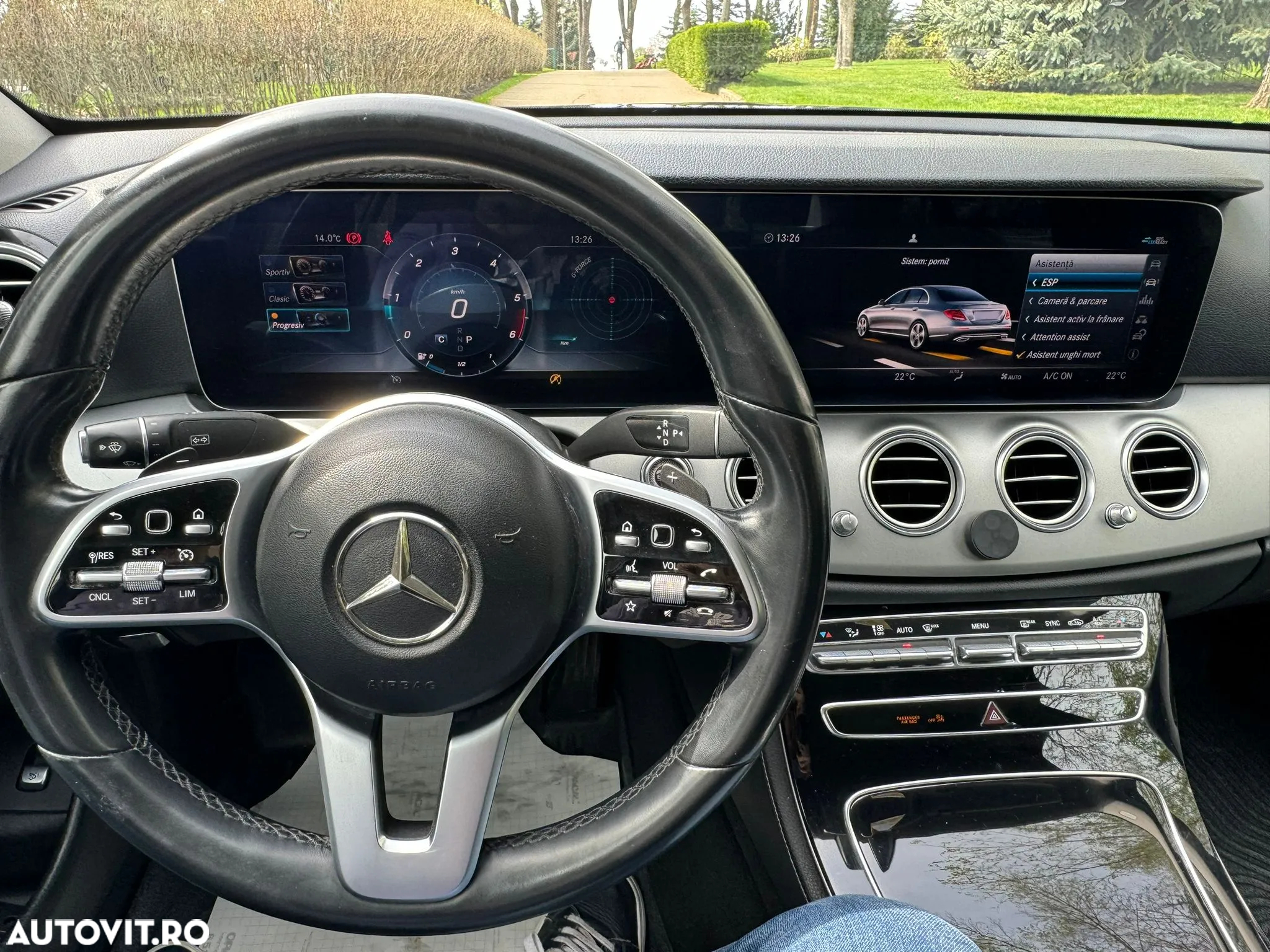 Mercedes-Benz E 200 d T 9G-TRONIC Avantgarde - 8