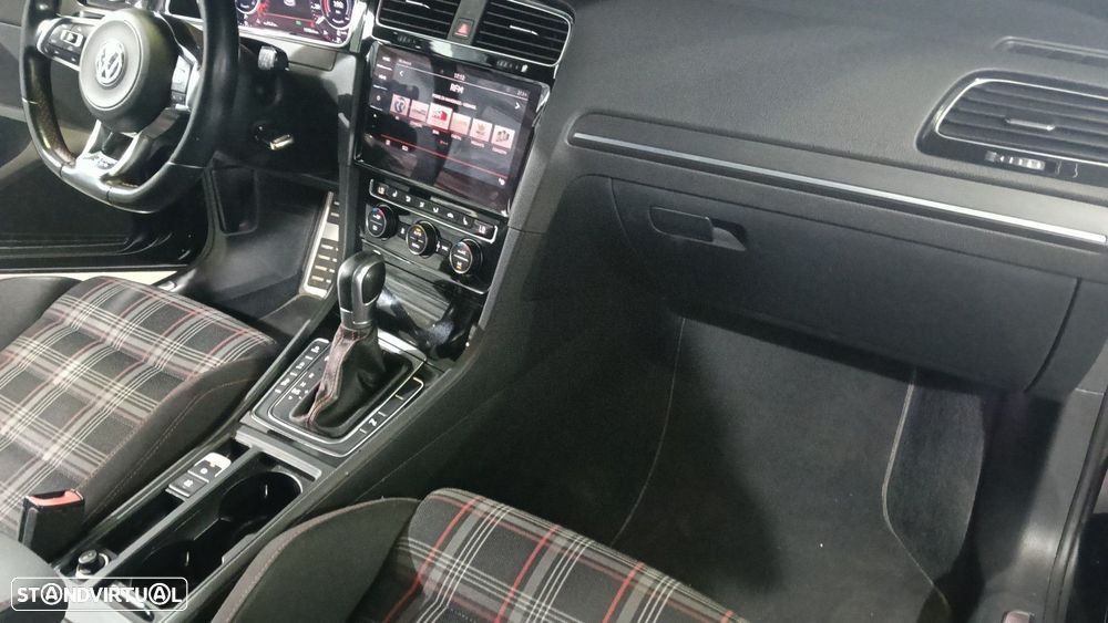 VW Golf 2.0 TSI GTI DSG Performance - 8