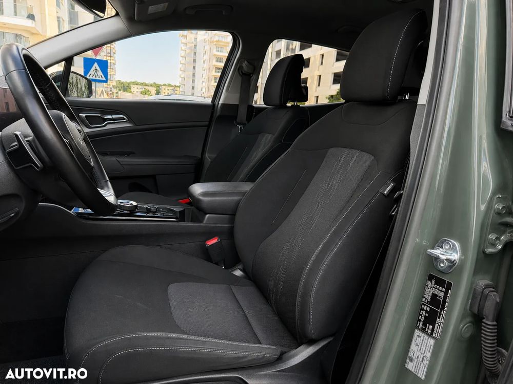 Kia Sportage 1.6 T-GDI HEV 6AT 4x2 Style - 12