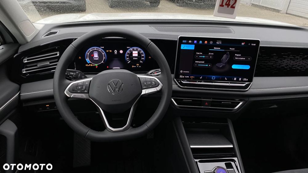 Volkswagen Tiguan 2.0 TSI 4Mot Elegance DSG - 22